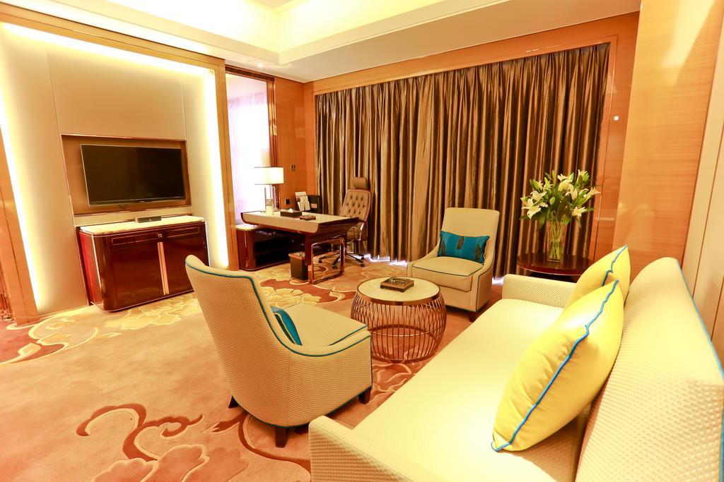 Jinjiang International Hotel אורומקי חדר תמונה
