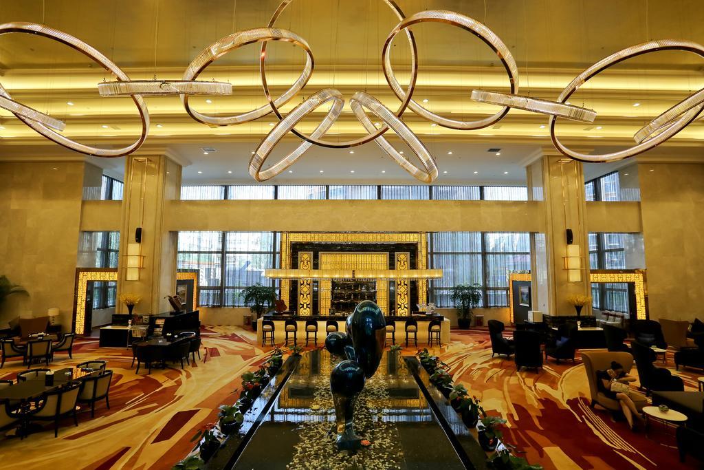 Jinjiang International Hotel אורומקי מראה חיצוני תמונה
