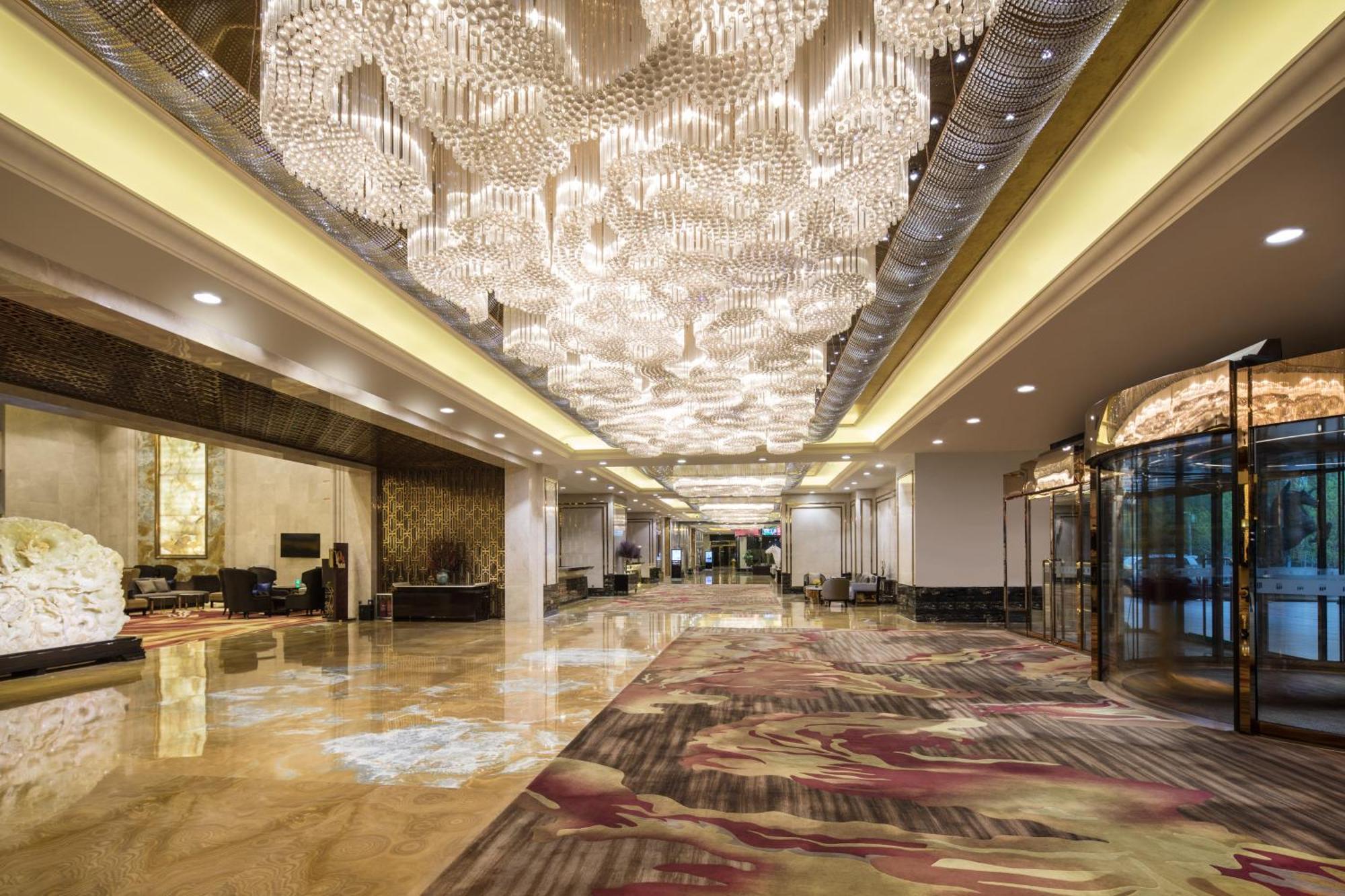 Jinjiang International Hotel אורומקי מראה חיצוני תמונה