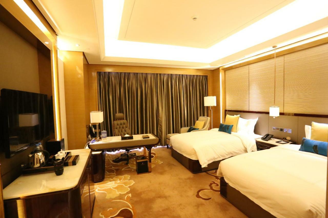 Jinjiang International Hotel אורומקי מראה חיצוני תמונה