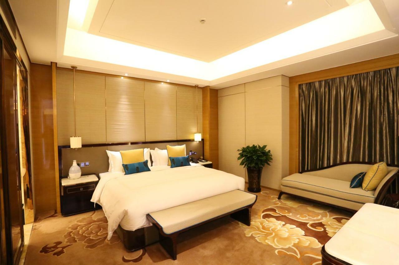 Jinjiang International Hotel אורומקי מראה חיצוני תמונה