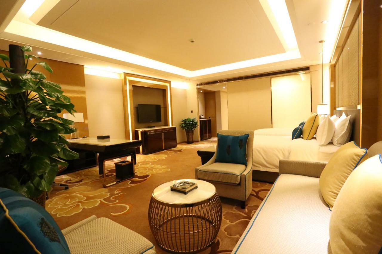 Jinjiang International Hotel אורומקי מראה חיצוני תמונה